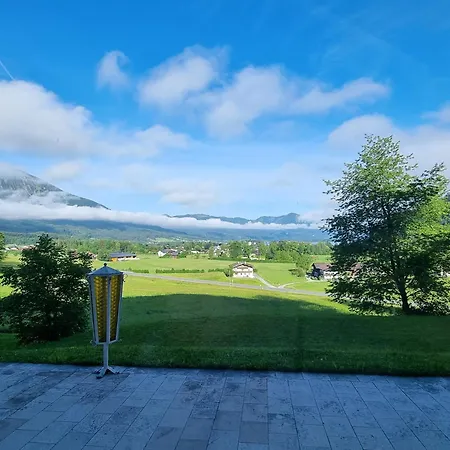 Apartman Cow Royal *