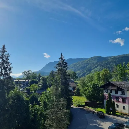 Cow Royal * Strobl